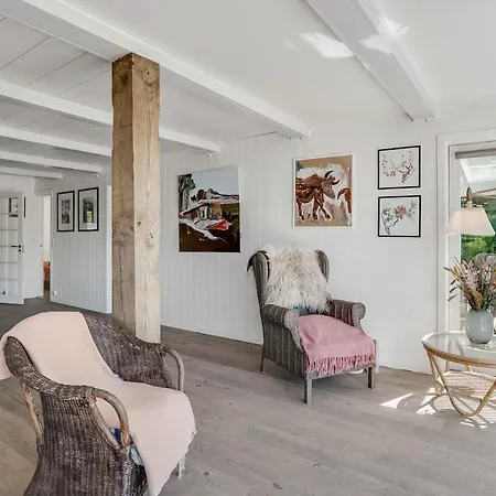 Spacious With A View Of Wild Nature * Dronningmølle