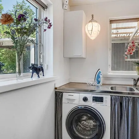 Spacious With A View Of Wild Nature Dronningmølle