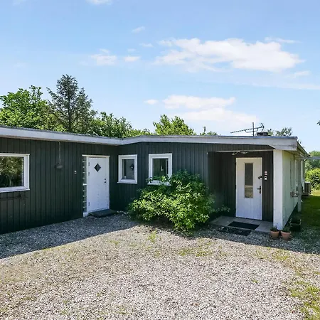 Spacious With A View Of Wild Nature * Dronningmølle
