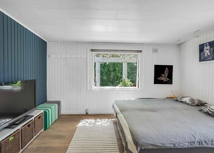 Spacious With A View Of Wild Nature Dronningmølle